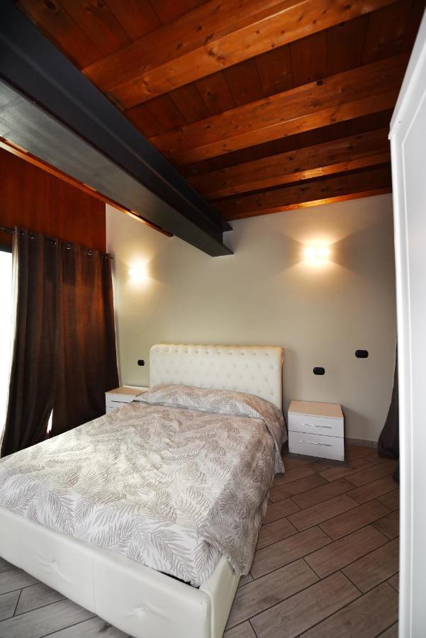 La Terrazza Sul Lago Peschiera del Garda Zewnętrze zdjęcie