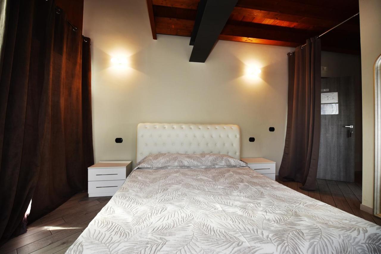 La Terrazza Sul Lago Peschiera del Garda Zewnętrze zdjęcie