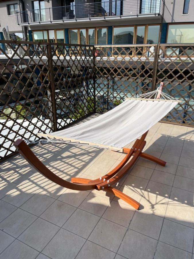 La Terrazza Sul Lago Peschiera del Garda Zewnętrze zdjęcie